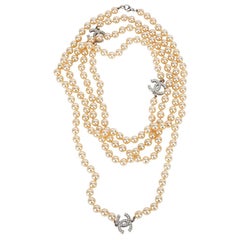 Chanel Perlenkette Lang – 219 im Angebot bei 1stDibs