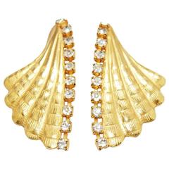 Vintage Unique design for these Sharra Pagano couture earrings 80s
