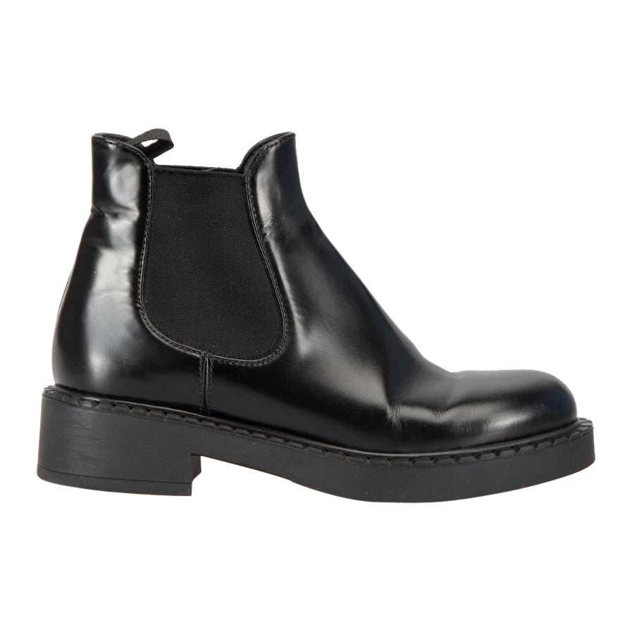 Prada Women's Black Leather Round Toe Chelsea Boots