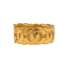 Chanel Bracelet in Gold-Plated Openwork Metal, Fall 1996