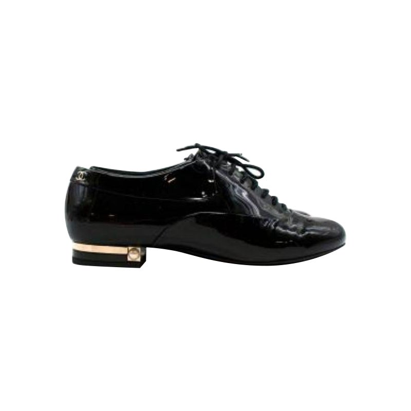 Chanel Black Patent Leather Lace-up Derby Shoes For Sale at 1stDibs