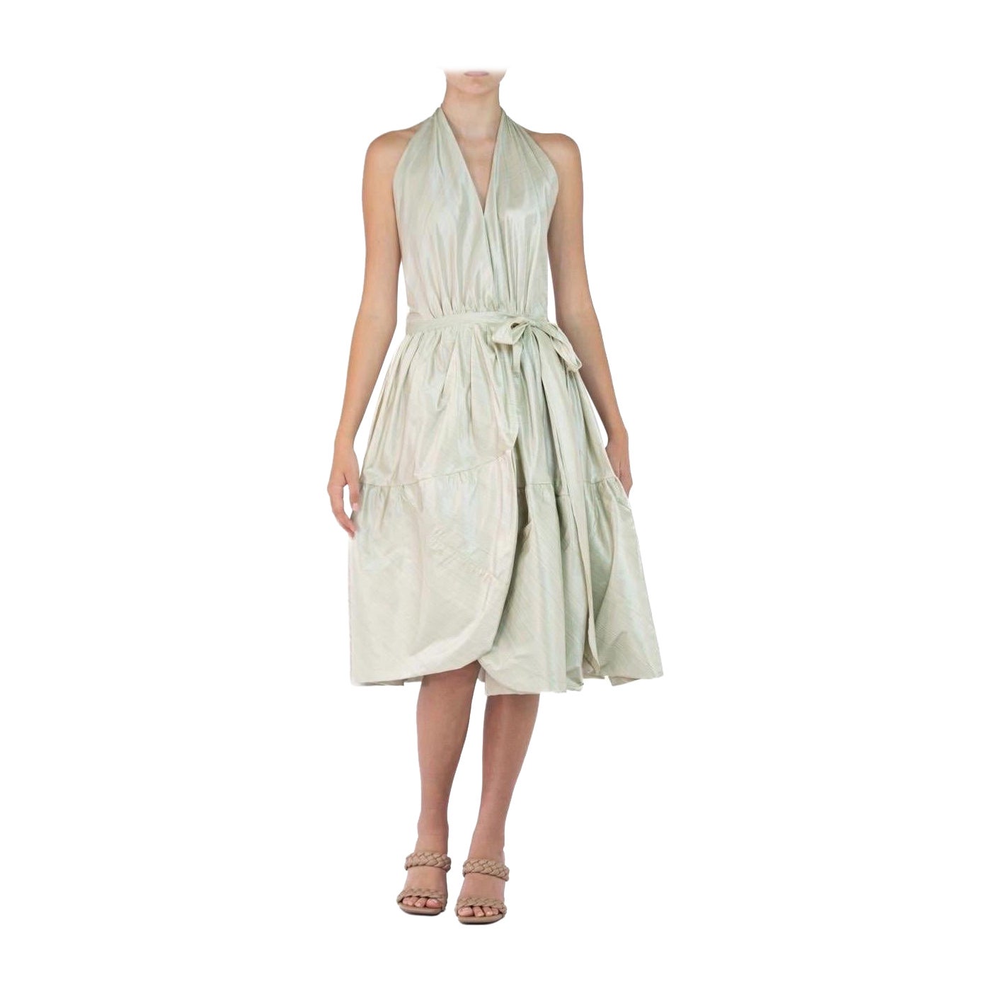 Morphew Kollektion Hellgrünes Kleid aus Seidentaft in Grün im Angebot