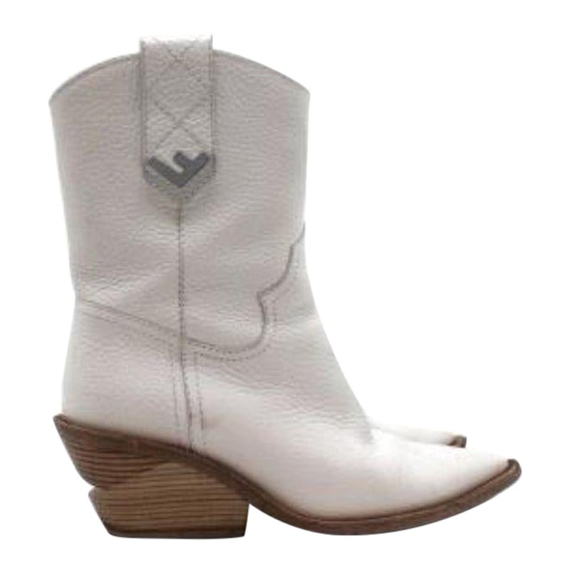 Cloth cowboy boots Louis Vuitton Brown size 38.5 EU in Cloth