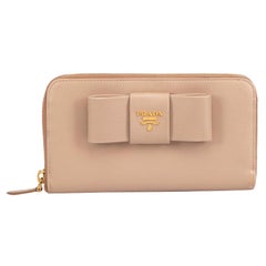 Prada Women's Dusty Pink Bow Detail Continental Wallet