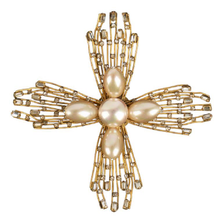 Chanel Golden Metal Brooch in Rhinestones and Pearly Beads For Sale