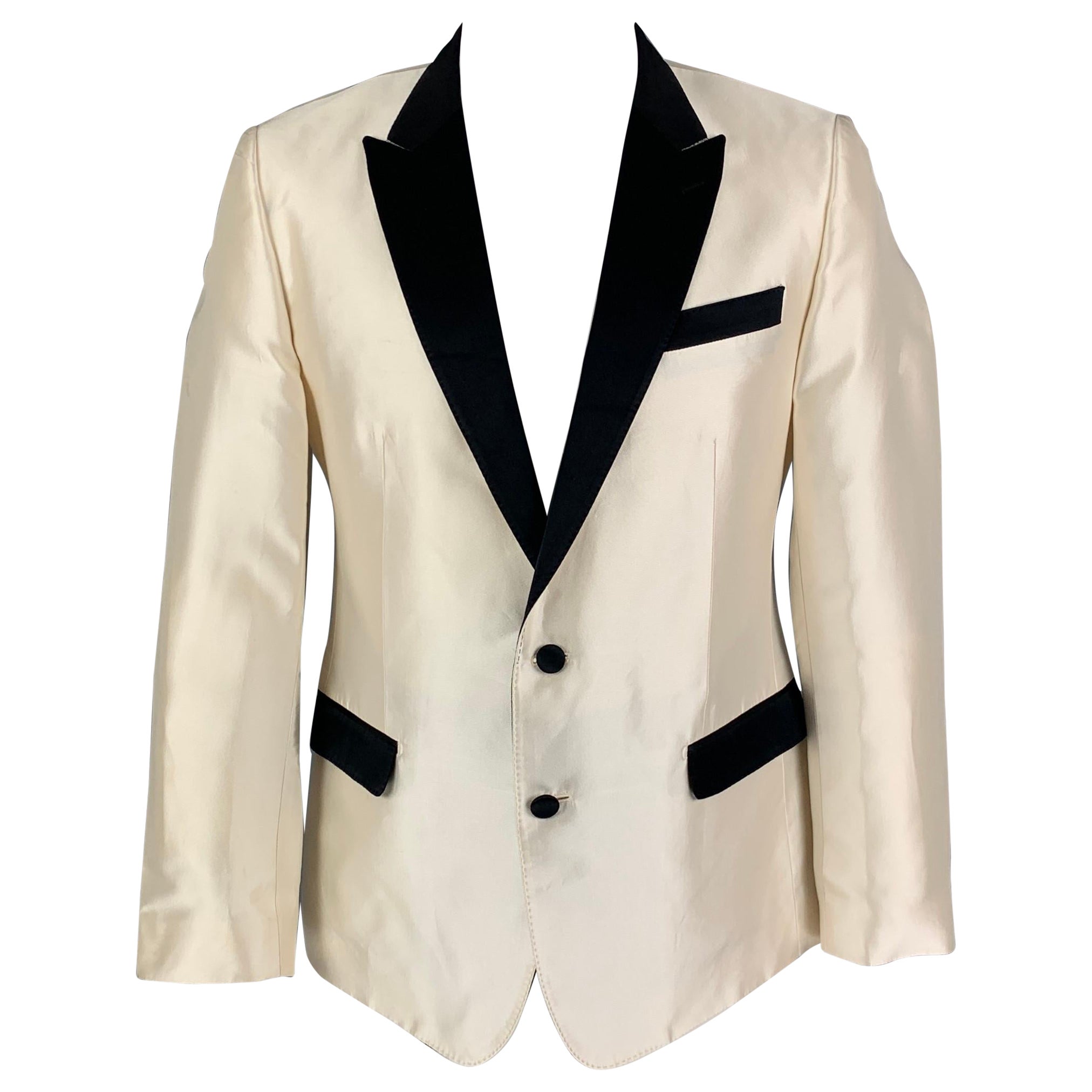 DOLCE and GABBANA Size 44 Regular Beige Black Silk Blend Sport Coat For  Sale at 1stDibs