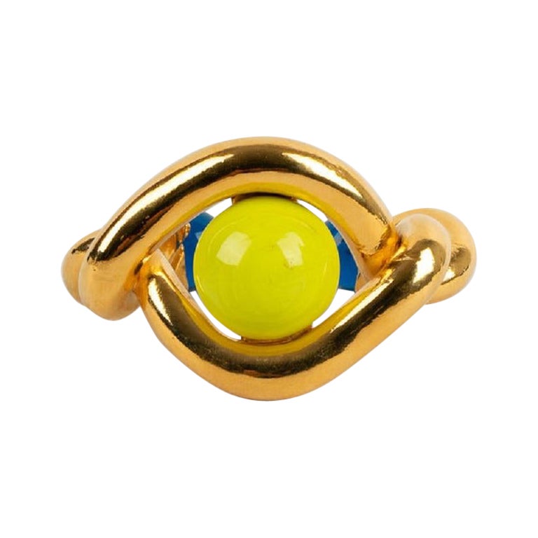 Chanel Bracelet in Gilded Metal with Yellow Glass Paste Cabochons For Sale