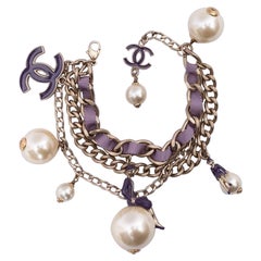 Chanel Bracelet chaîne en métal doré « Coco Upon The World », printemps 2004