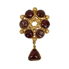Retro Chanel Brooch/Pendant Byzantine in Gilded Metal and Glass Paste Cabochons