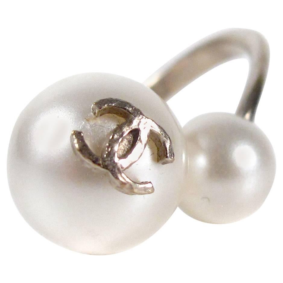 Chanel Double Pearl Ring - 2014 - Size US 6.5 - Gold CC Logo Charm 14S