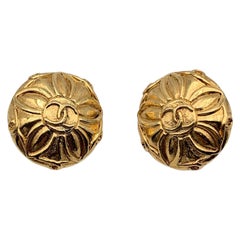 Chanel Vintage Gold Metal Round Embossed CC Logo Clip On Earrings