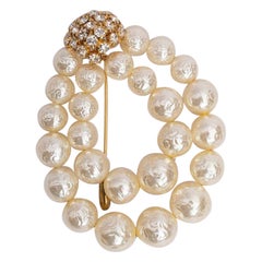 Christian Dior Pearly Beads Brooch