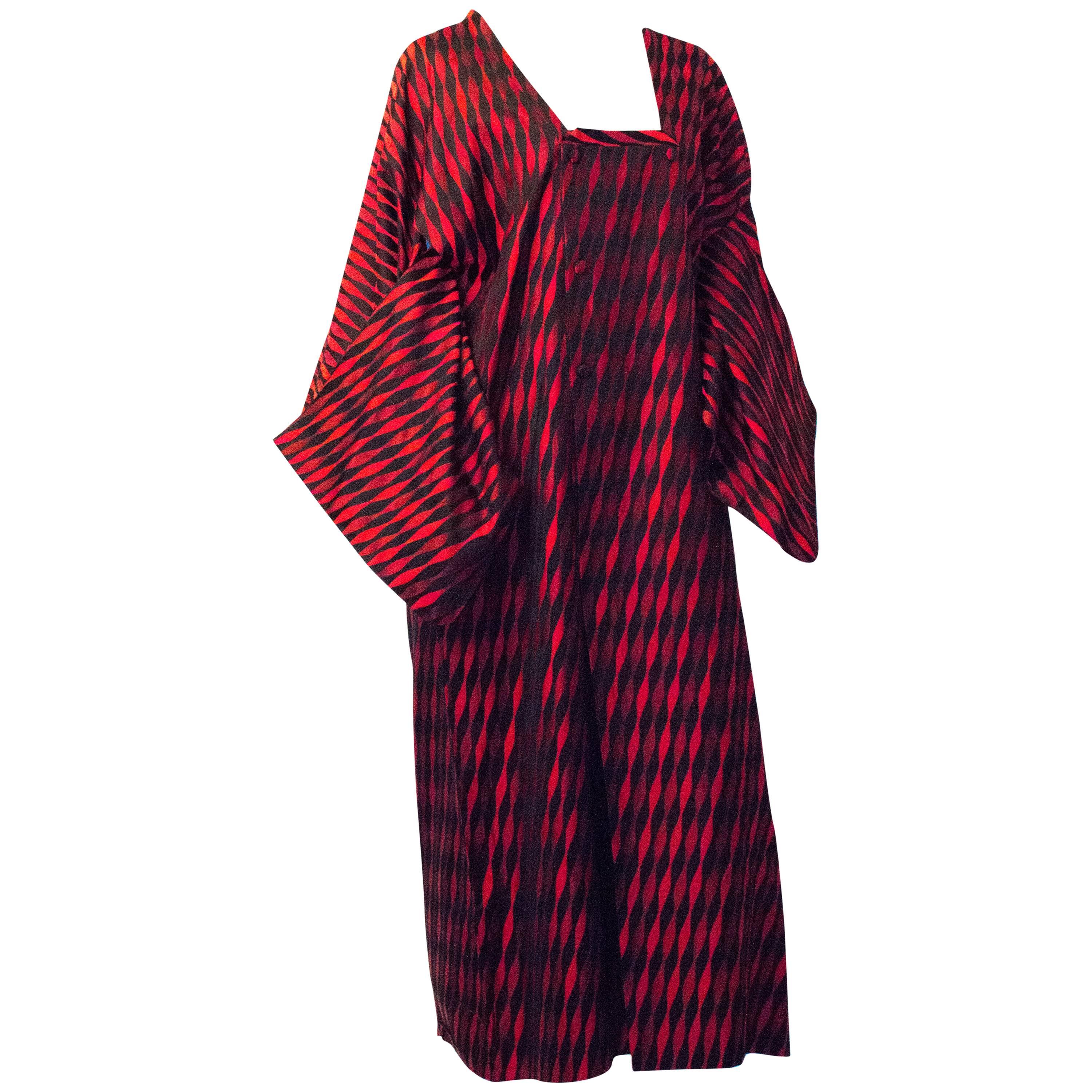 30s Red and Black Silk Kimono For Sale