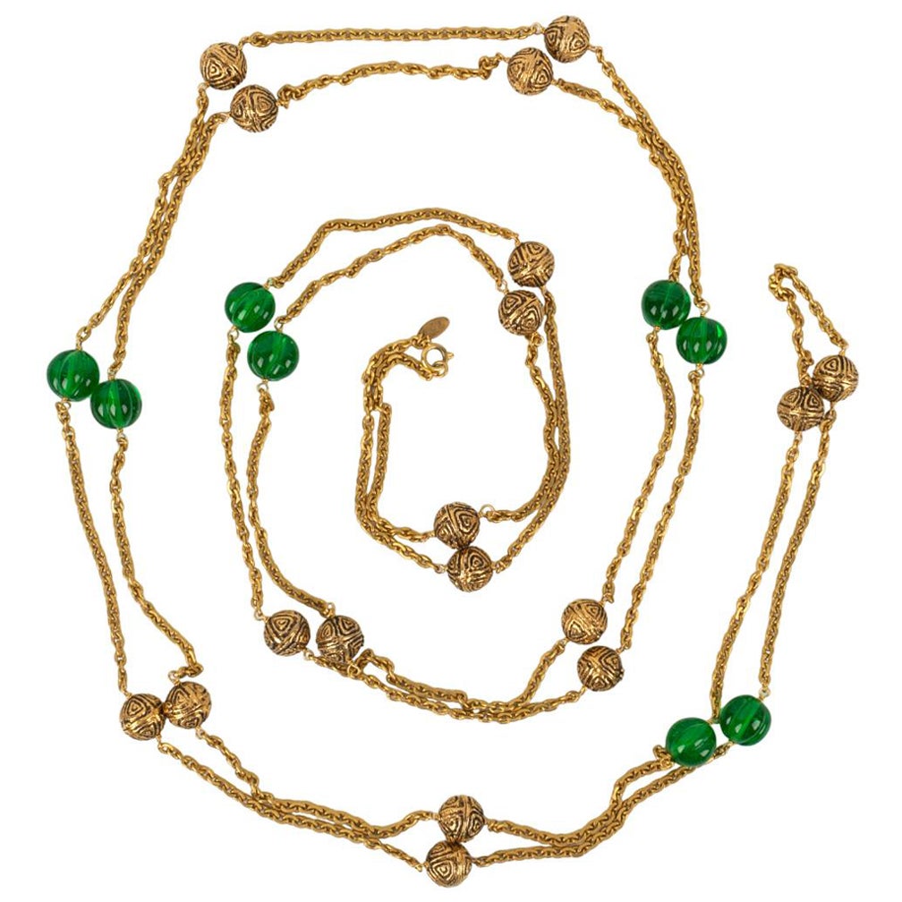 Lange Chanel-Halskette aus Goldmetall und Glasperlen im Angebot