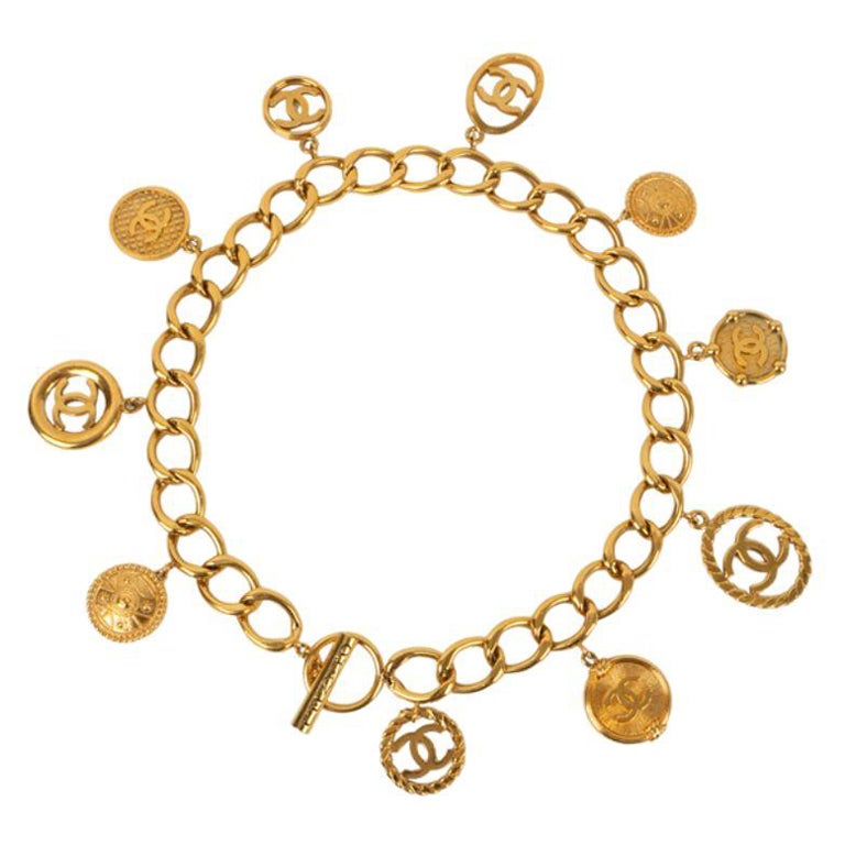 Chanel Belt Charms in Gold Metal, 1993 For Sale