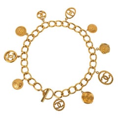 Retro Chanel Belt Charms in Gold Metal, 1993