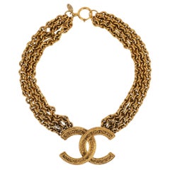 Retro Chanel Necklace in Three Gold Metal Chains with Central CC Pendant