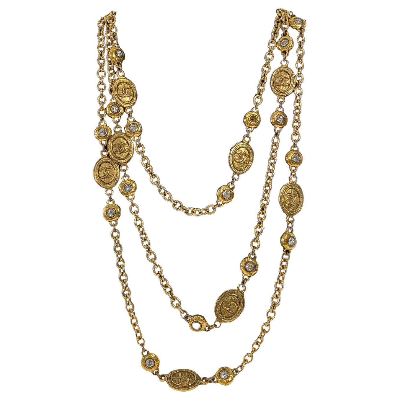 Chanel Collier vintage extra long en or plaqué avec cristaux en vente