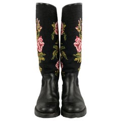 Used Yves Saint Laurent Black Leather Boots Spring 2016, Size 37