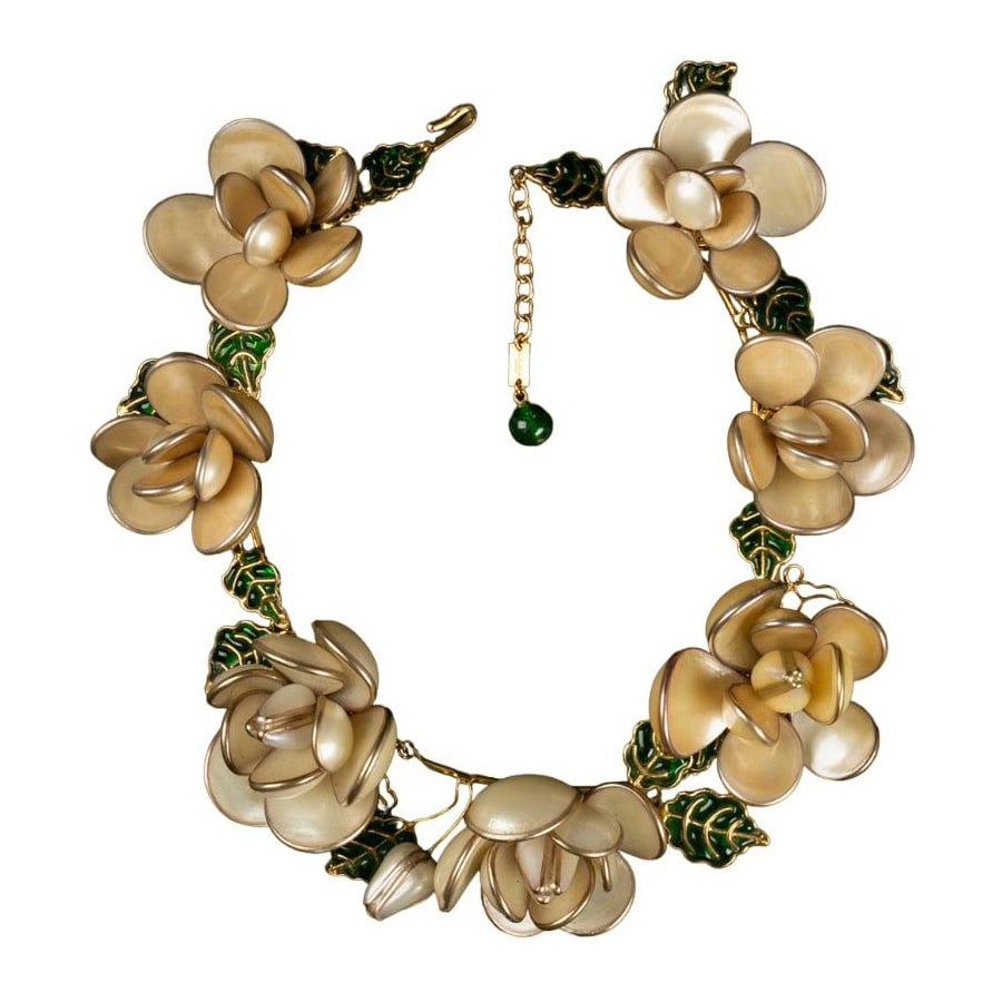 Augustine Flower Necklace in Gilded Metal