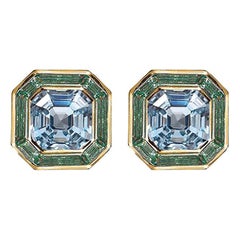 Luminöse Asscher-Ohrstecker, blauer und grüner Saphir, 18kt, 5,40 Karat