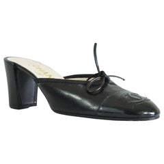 Chanel - Chaussures de ballet noires en cuir et cuir verni avec talons épais - 37,5