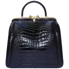 1990's Judith Leiber Black Alligator Handbag With Optional Shoulder Strap