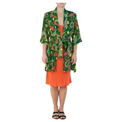 Morphew Kollektion Grüner & orangefarbener Kimono mit Neuheitsdruck aus kaltem Viskose