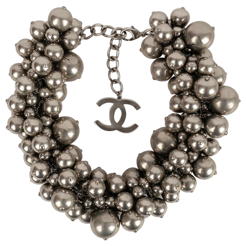 Chanel Necklace in Silver Metal Spheres For Sale