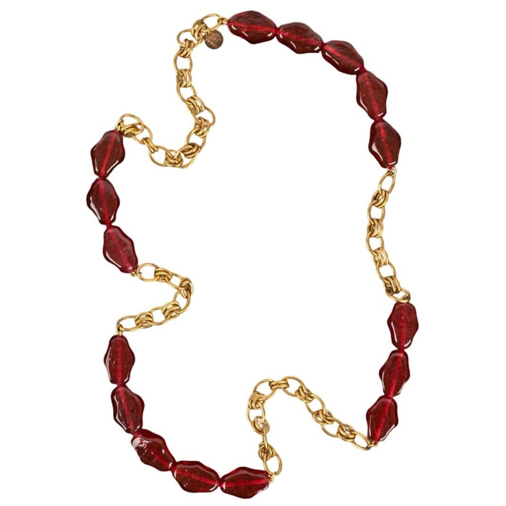 Chanel Necklace in Gold Metal and Red Glass Paste Pearls For Sale