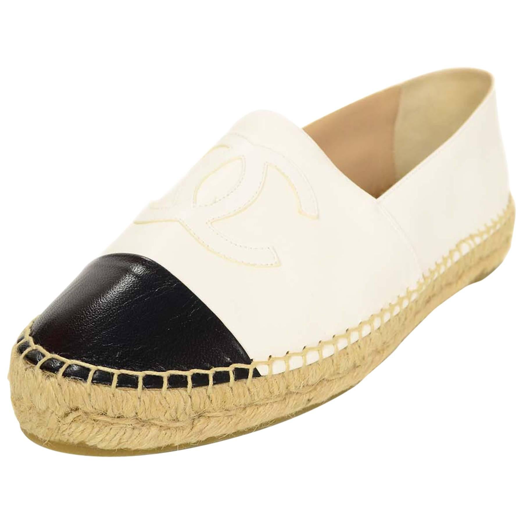 Black White Chanel Shoe 33 For Sale on 1stDibs