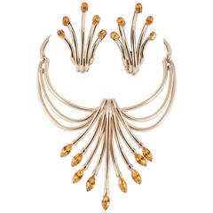 Sinuous 1950s Napier set of necklace and earrings