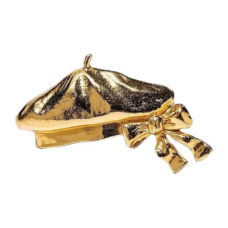 1980s Chanel Gold Beret Brooch With Bow For Sale