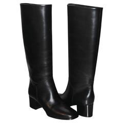 Chanel Very Elegant Black Leather Boots - Never Worn 