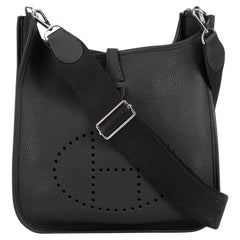 Hermès Women's Noir Leder Palladium Evelyne III PM Veau Togo Crossbody Tasche