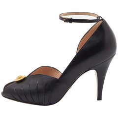 Schwarze Gucci-Sandalen mit Knöchelriemen und Peep Toe aus Leder Größe 38