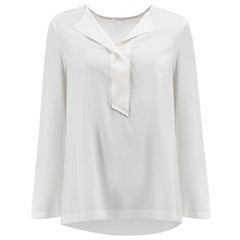 Weiße kragenlose Seidenbluse mit Kettenbesatz Größe M