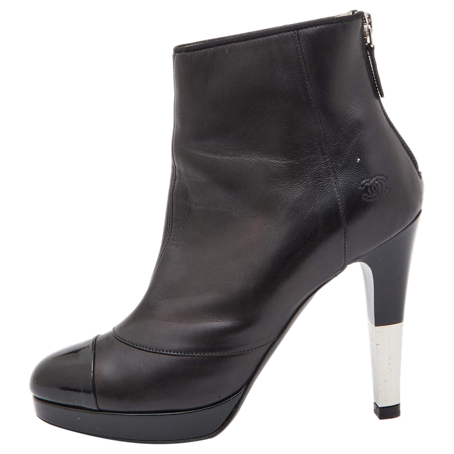 CHANEL CC Black Leather Ankle Boots Cap Toe Patent Trim Heel Bow 41 10