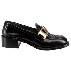 Mocassini in pelle nera con accenti di fibbia taglia IT 38
