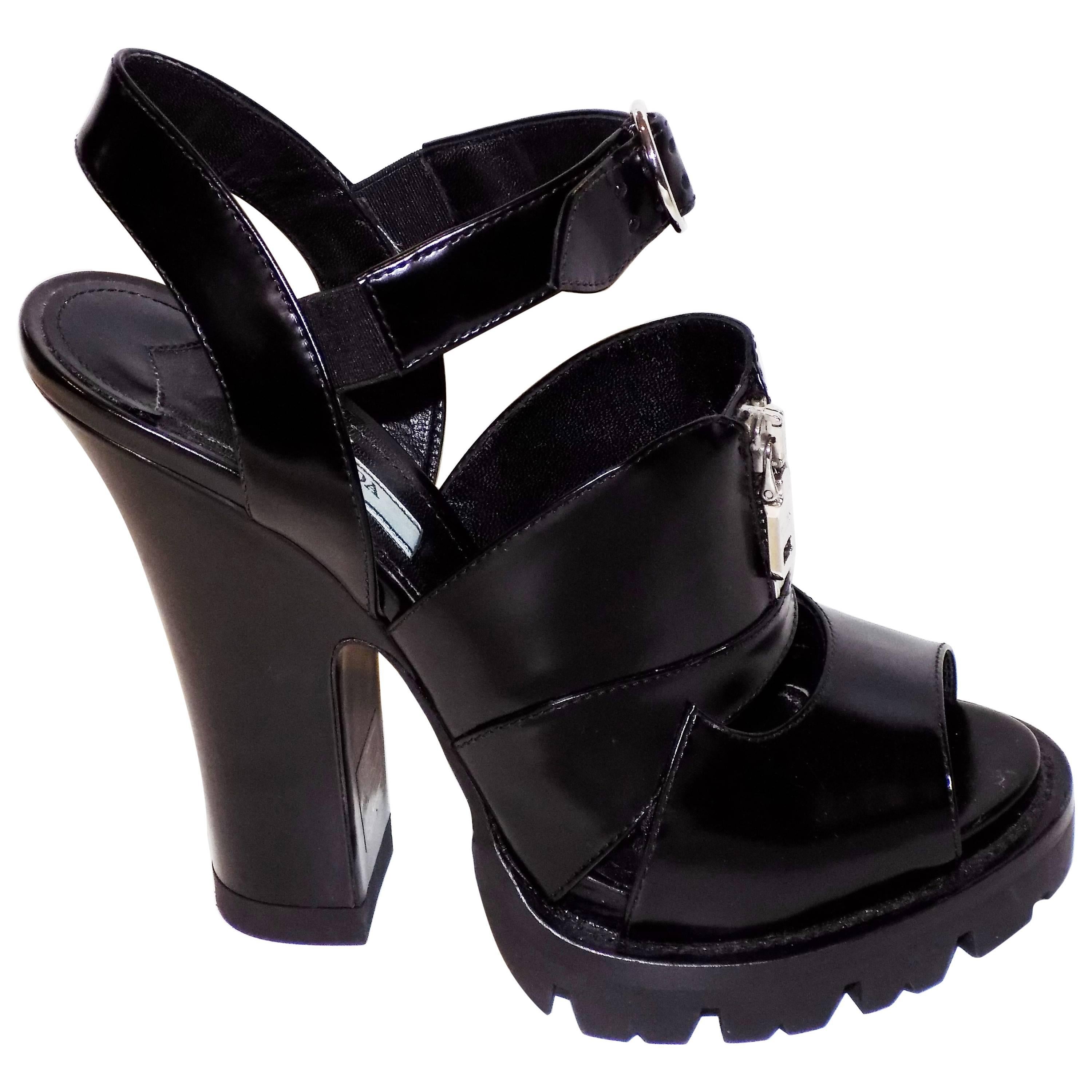 Prada Lug Sole Zip Sandal sz 39 new