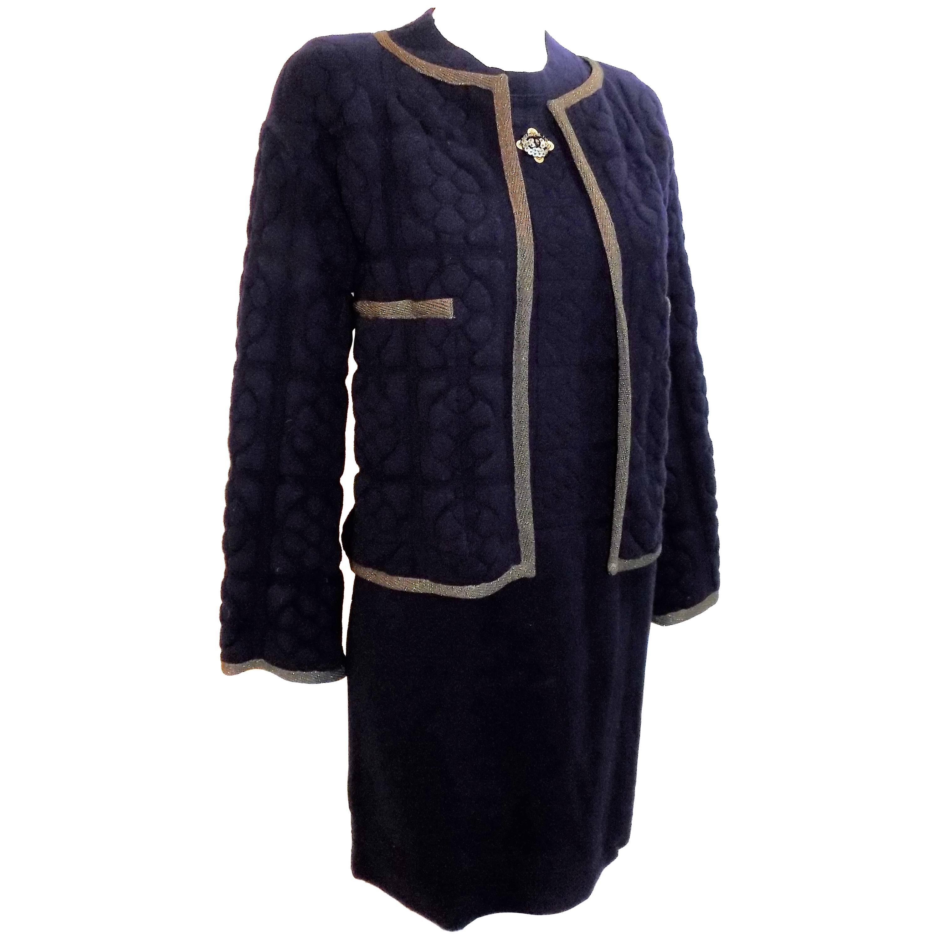 Chanel raise/ quilted knit navy dress and jacket with Lesage patch