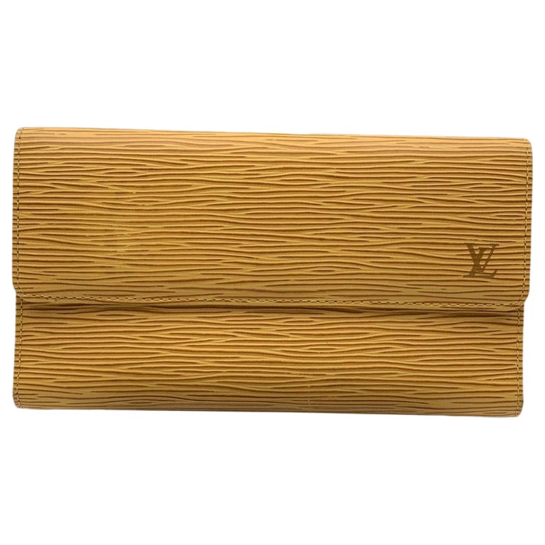 Louis Vuitton Victorine Envelope Wallet - Yellow