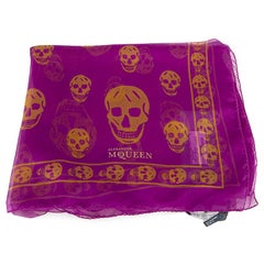Echarpe en soie violette imprimée tête de mort pour femme Alexander McQueen