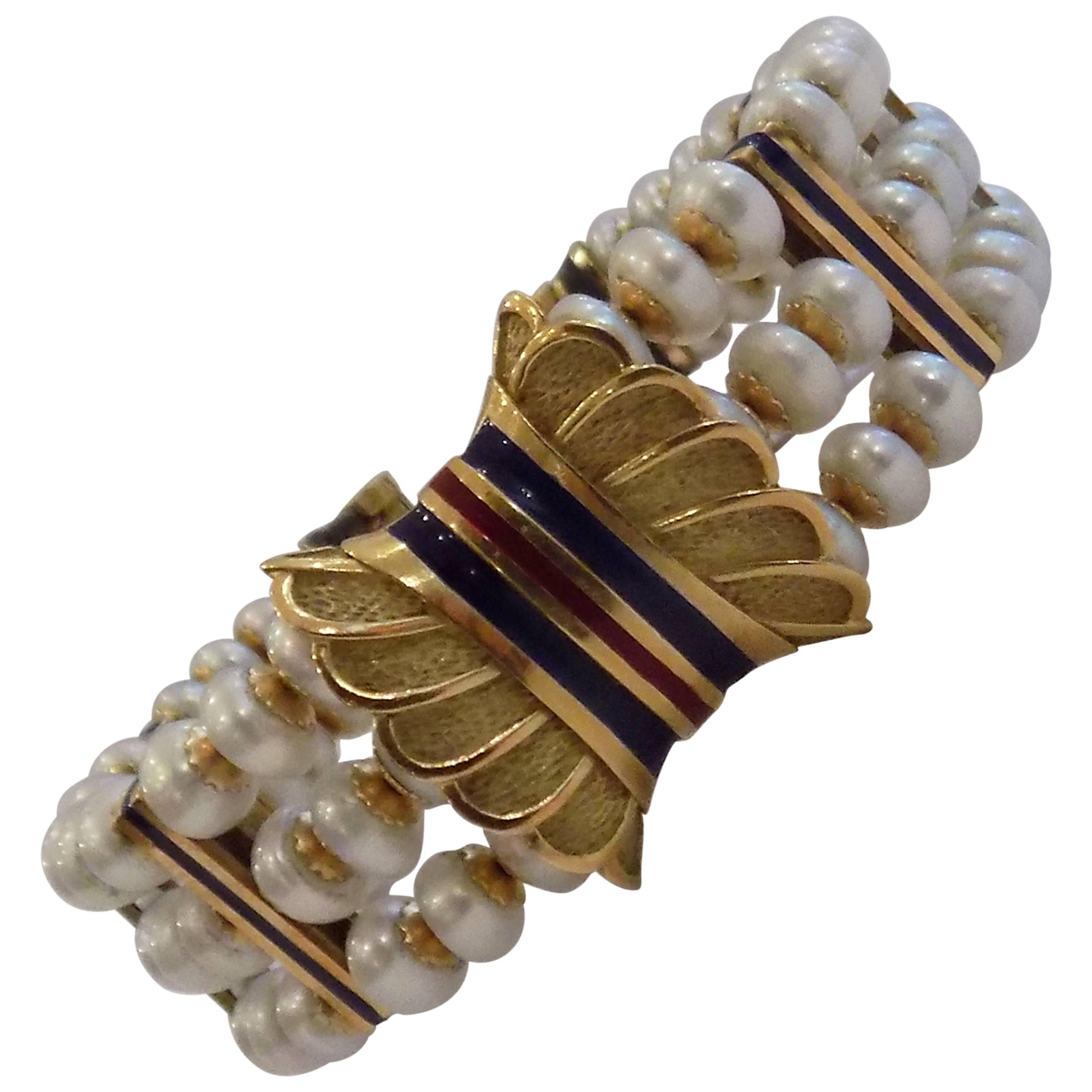 18kt Gold Pearl Bracelet For Sale
