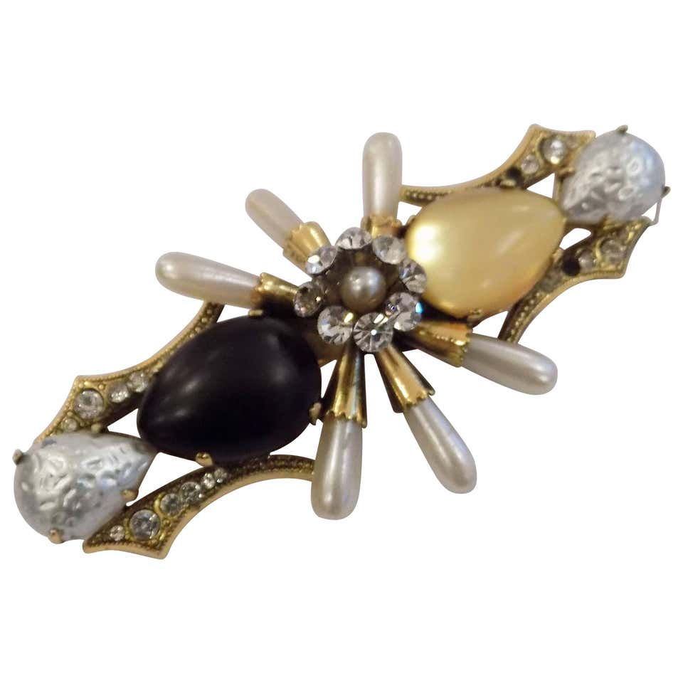 Vintage Pin Brooch at 1stDibs