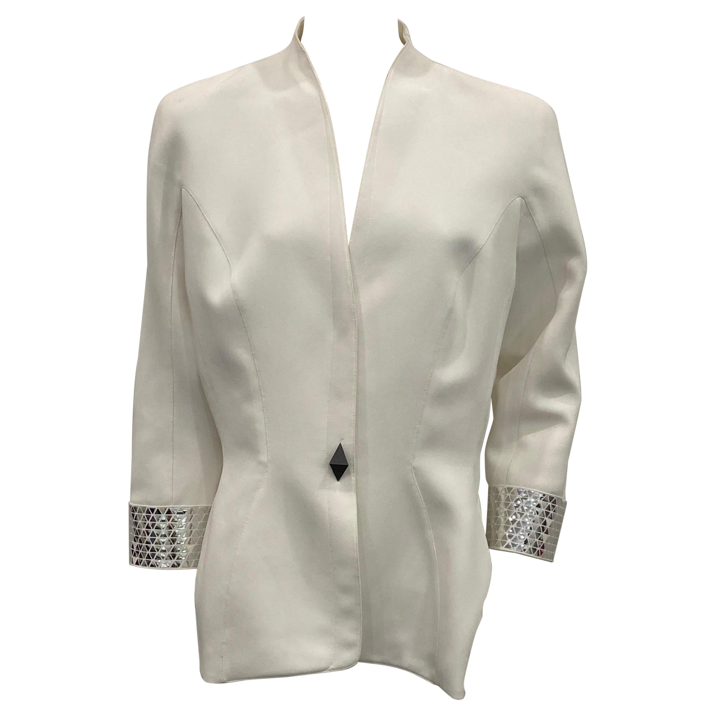 Veste blanche Thierry Mugler Couture des années 1990 avec détails métalliques argentés - Taille 46 en vente