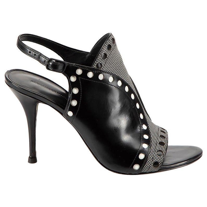 Black Leather Natalya Slingback Heels Size IT 39 For Sale