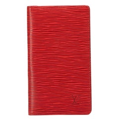 Roter Epi-Leder-Pasportbezug für Damen von Louis Vuitton