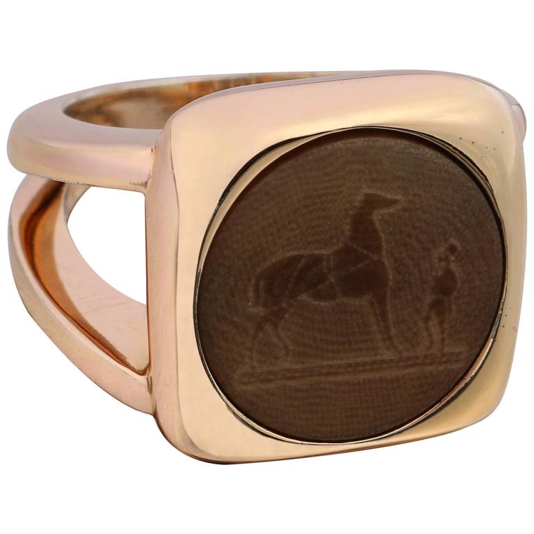 HERMES Bijouterie Fantaisie Horse Corozo Intaglio Gold Brown Ring Size