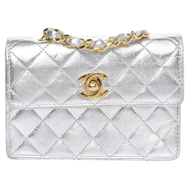 chanel black and white flap bag